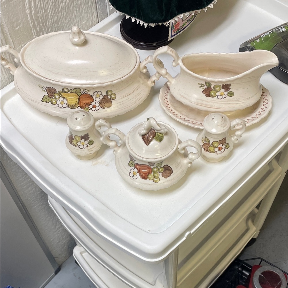 Floral Ceramic Serving Set - Cream and Brown